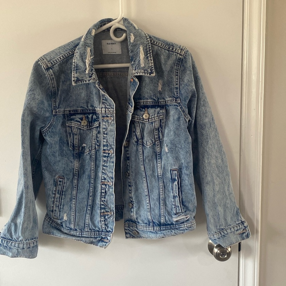 Women’s Old Navy light wash denim jacket